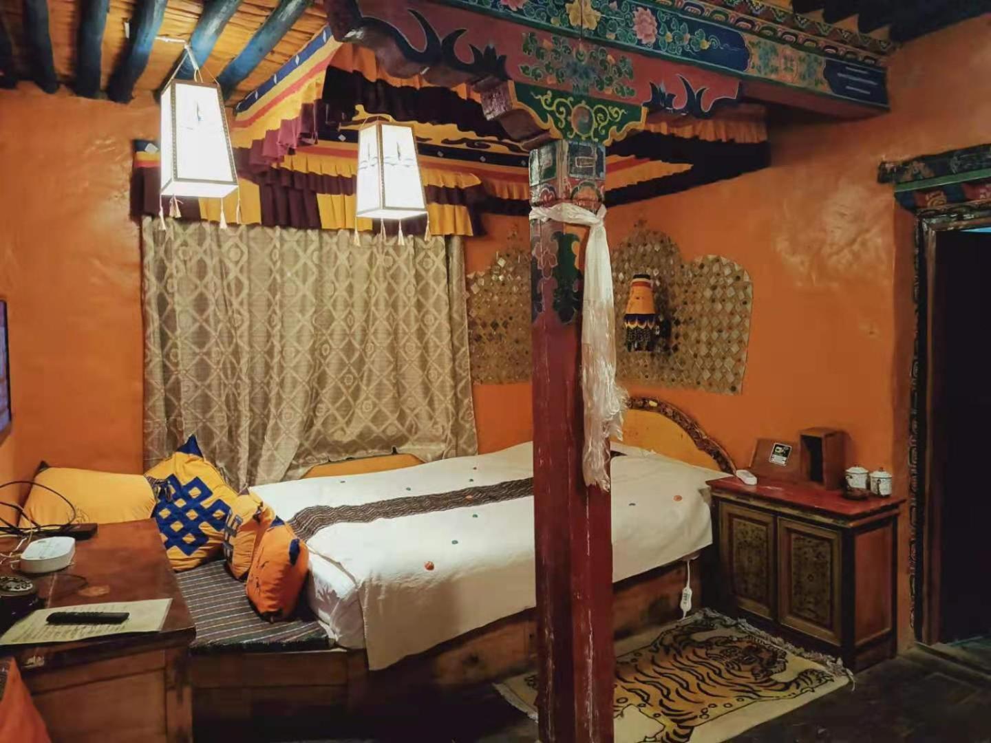 Shambhala Palace Hotel Lhasa Exterior foto