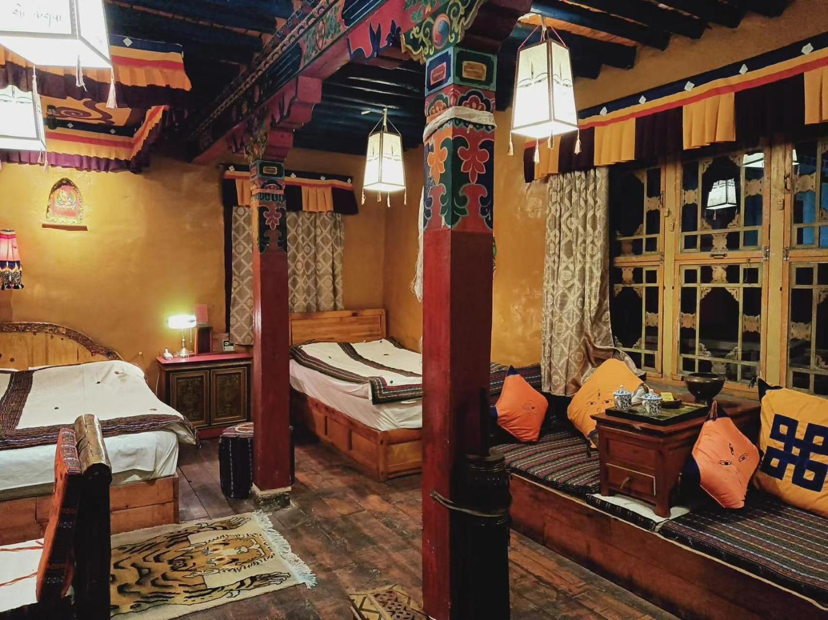 Shambhala Palace Hotel Lhasa Exterior foto
